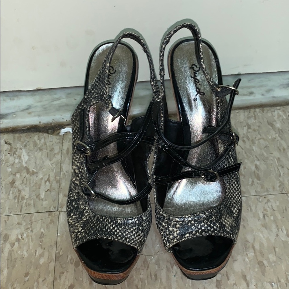 Black and white snake pattern high heels